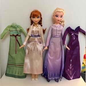 DISNEY FROZEN Set of 2 Arrendelle Anna & Elsa Fashion Doll